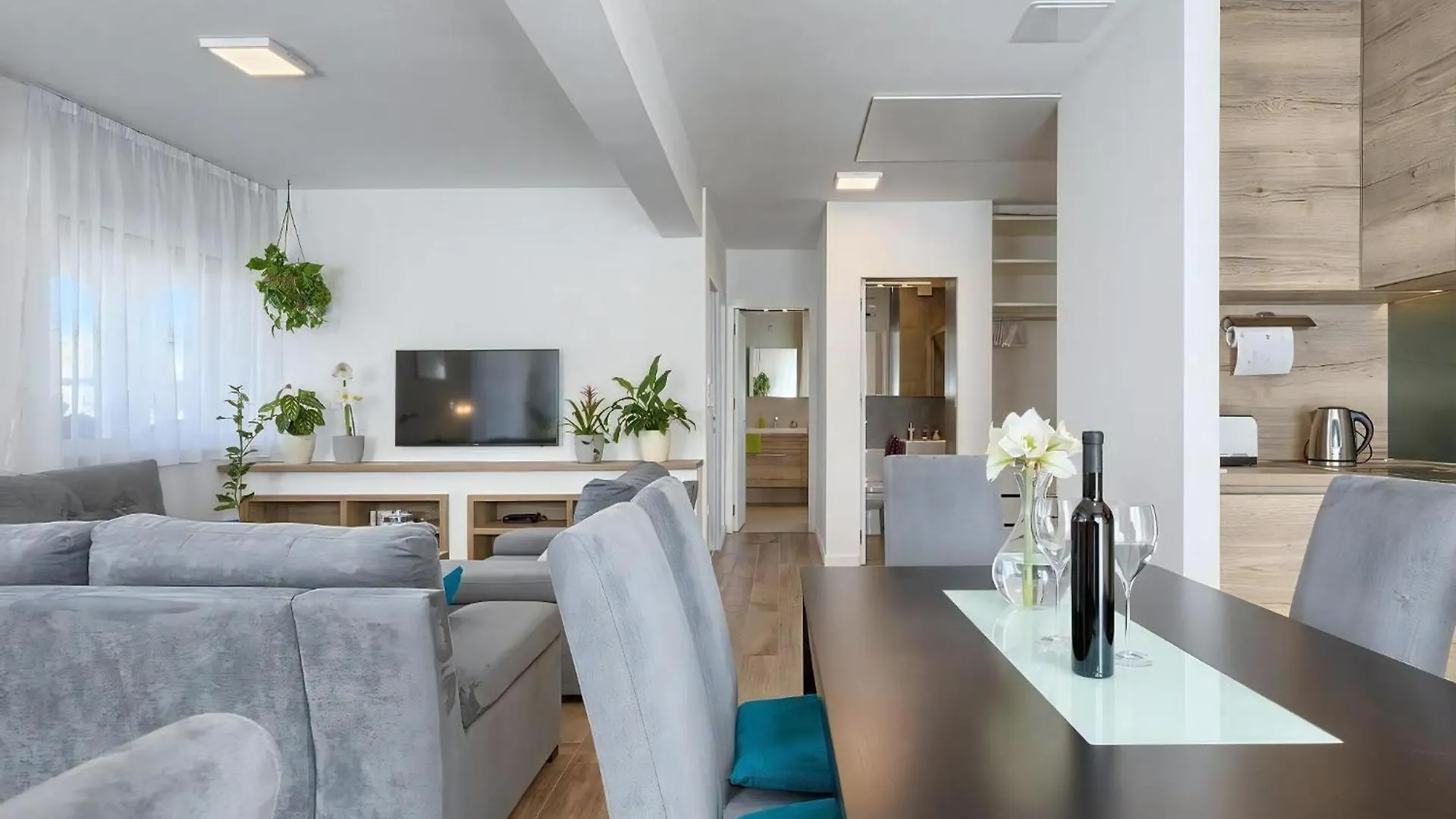 PUY Ferienhaus Bokan בית נופש